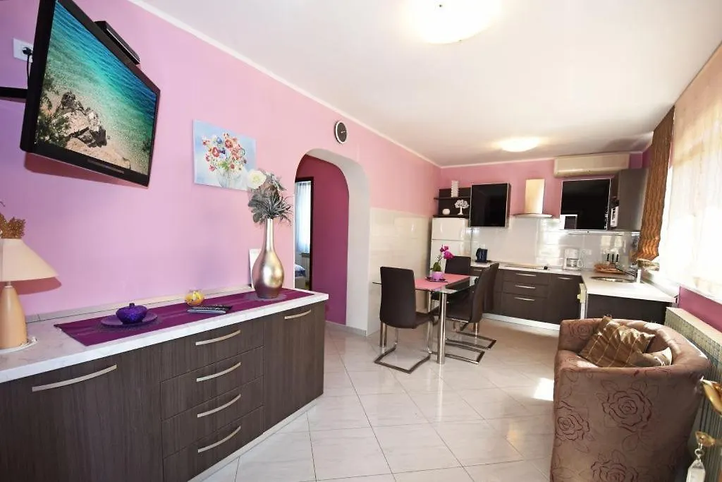 Apartments And Rooms Branka Novigrad Istria